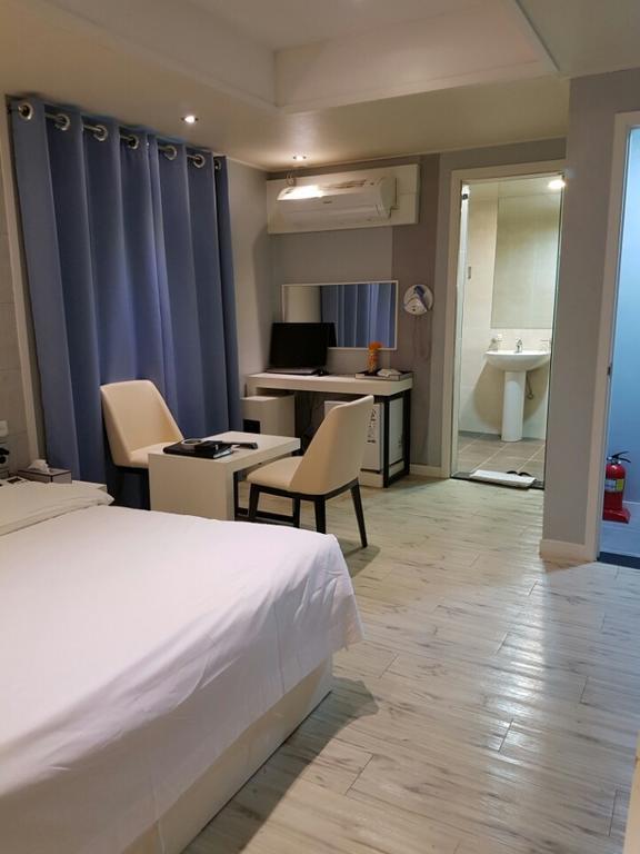 C&B Hotel Ansan Exterior photo